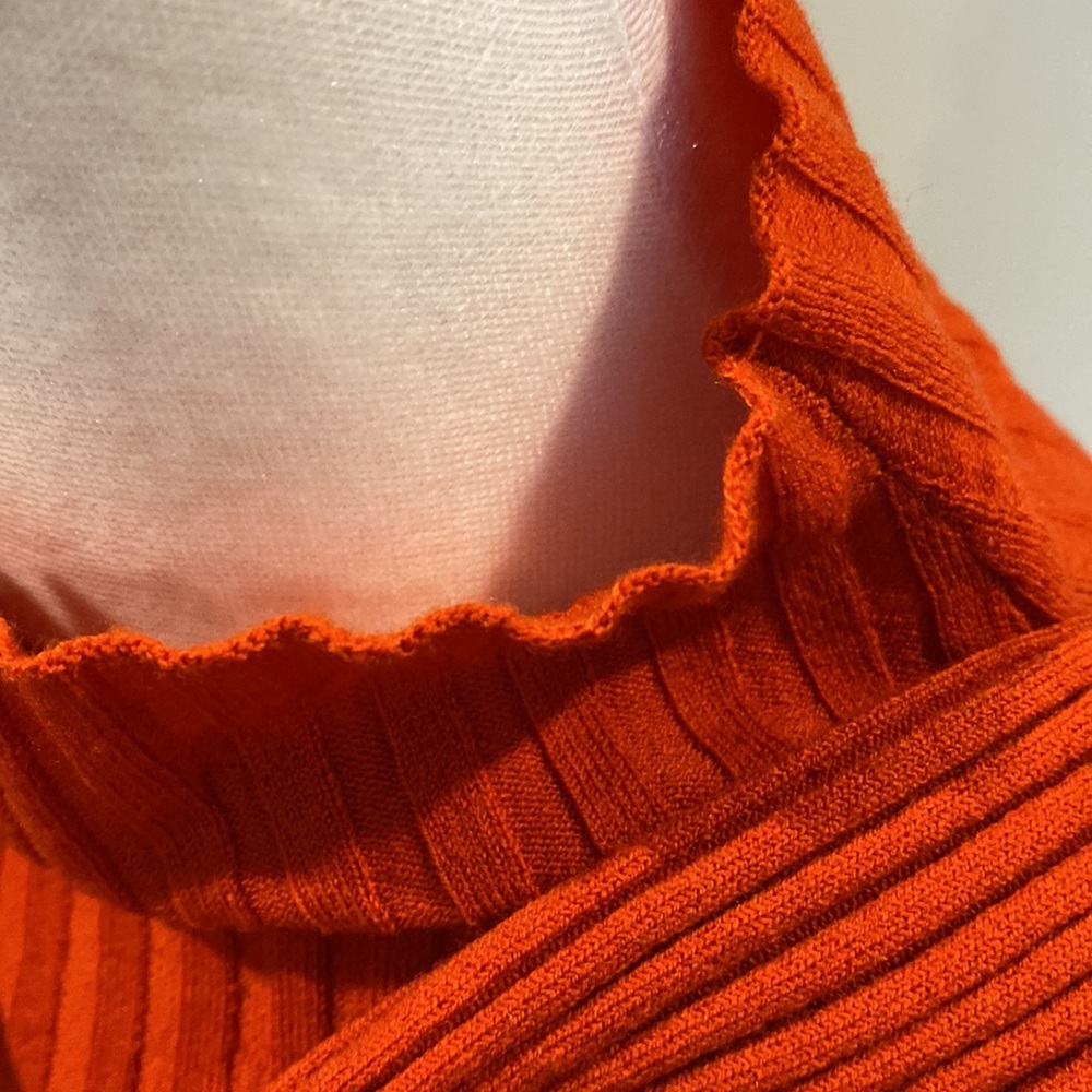 ALC Lightweight Merino Wool Sweater - Picture 4 of 9